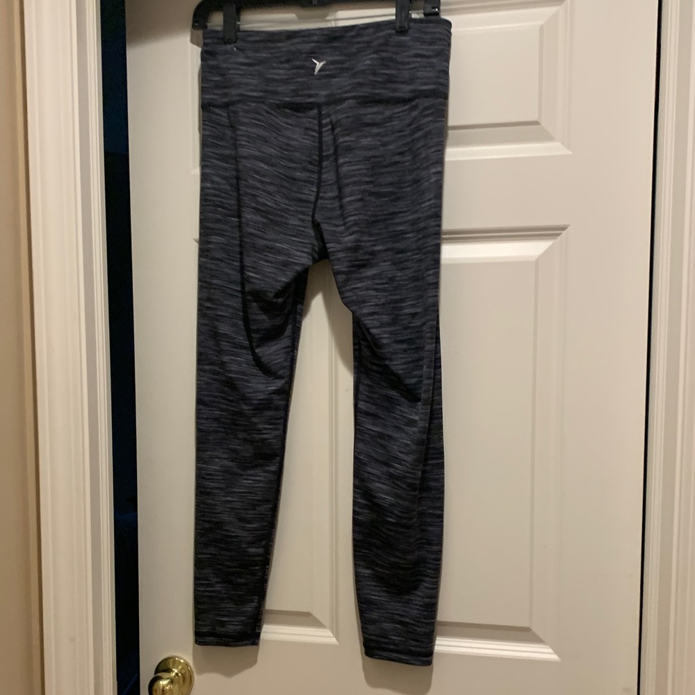 Old Navy Active, Leggins, Black and grey, Size large.